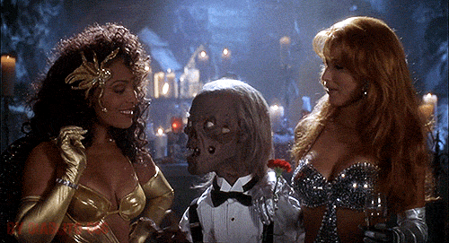  photo Cryptkeeper-tales-from-the-crypt-40371620-500-271_zpszvy0cmks.gif
