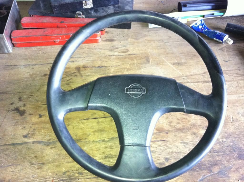 Nissan patrol leather steering wheel #6