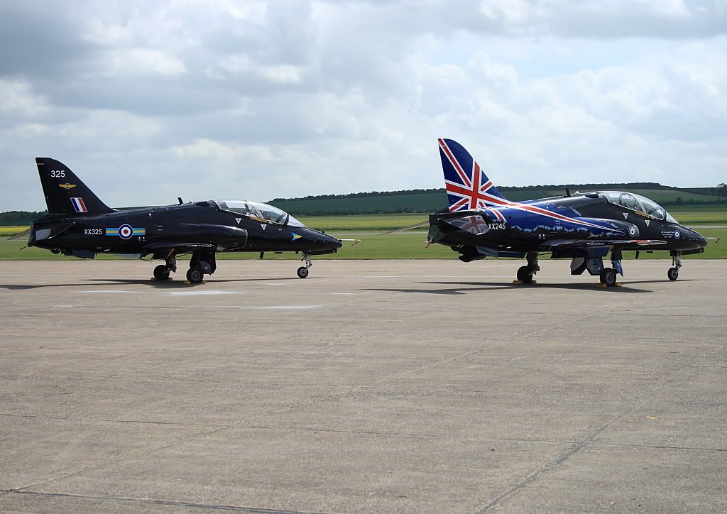 http://i627.photobucket.com/albums/tt355/kokpit2009/Duxford%20Pre%20Spring%201024/IMG_0350.jpg