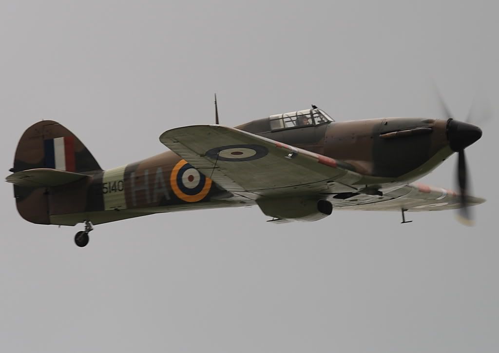 http://i627.photobucket.com/albums/tt355/kokpit2009/Duxford%20Pre%20Spring%201024/IMG_9830.jpg