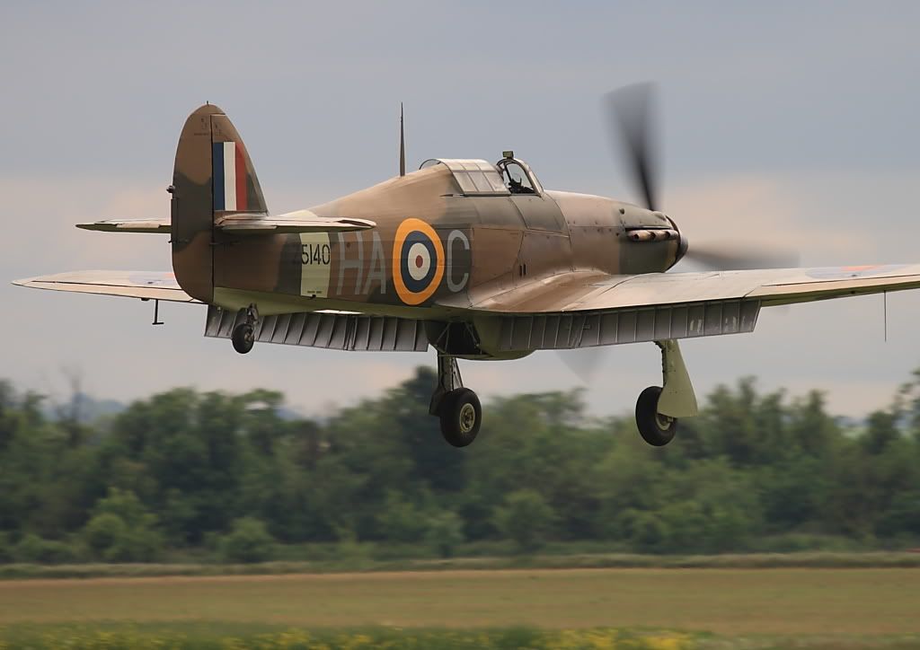 http://i627.photobucket.com/albums/tt355/kokpit2009/Duxford%20Pre%20Spring%201024/IMG_9899.jpg