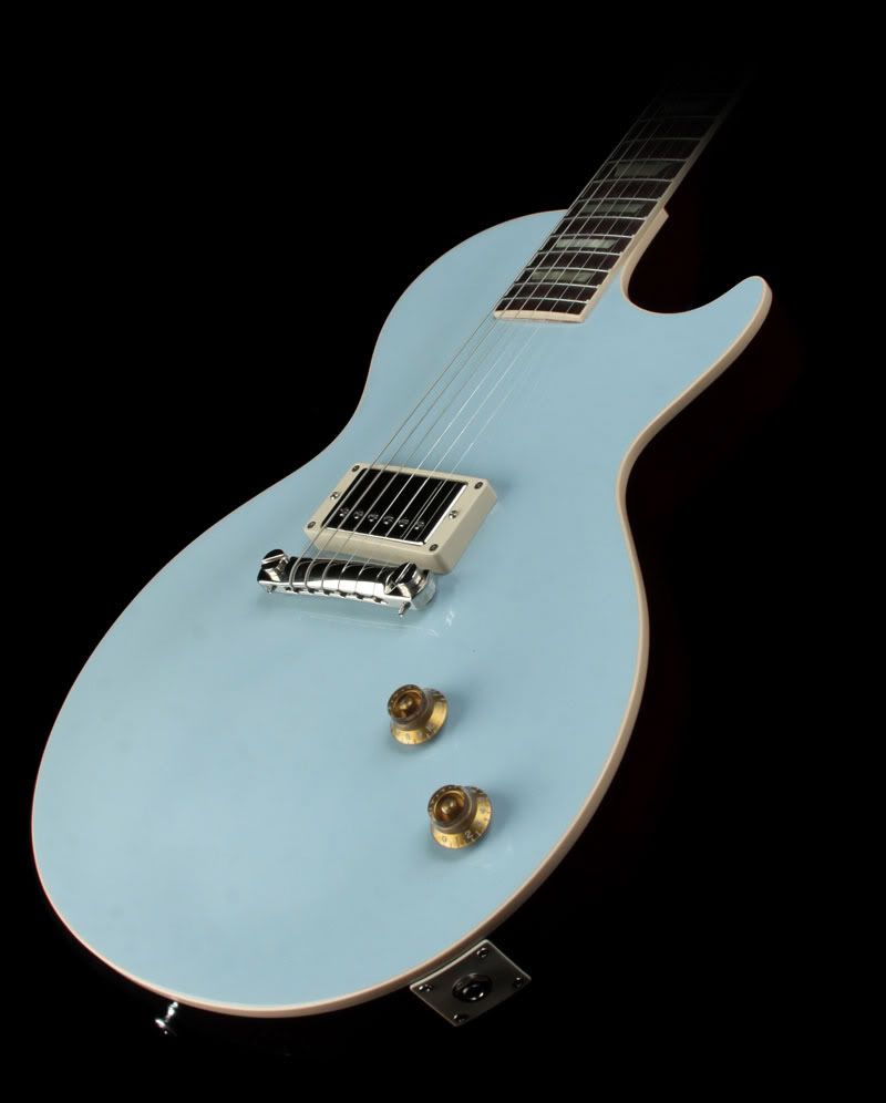 Gibson_Custom_Shop_57_Les_Paul_1PU_Frost_Blue_71221_1.jpg