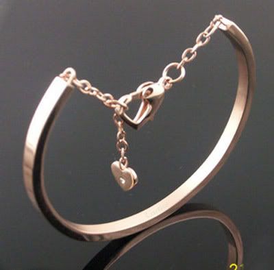 CB40 titanium steelwith stone heart charm bracelet