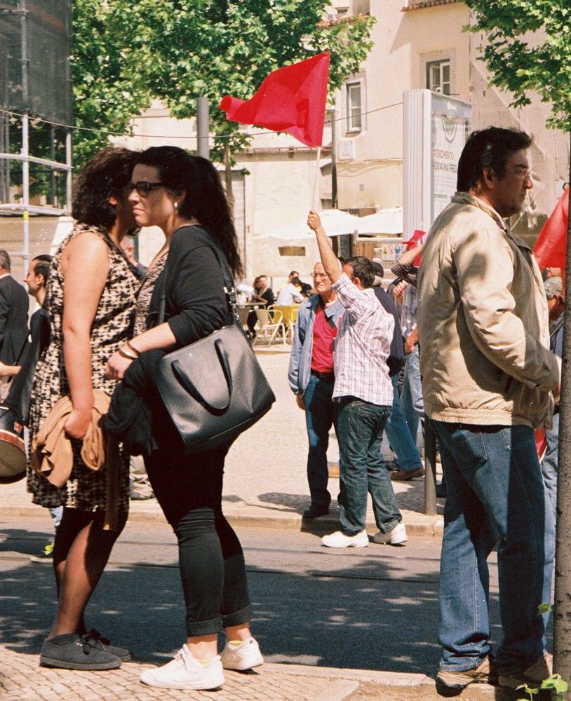 Red%20flag_zps5thynsh6.jpg