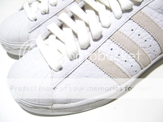 NEW ADIDAS CONSORTIUM WHITE SUPERSTAR COLOR VIN US 9.5  